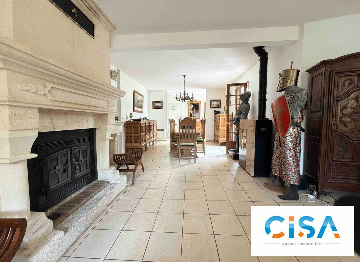Maison 7 pièces 153 m² · à Verneuil-en-Halatte · 153 m² · 365 000 €