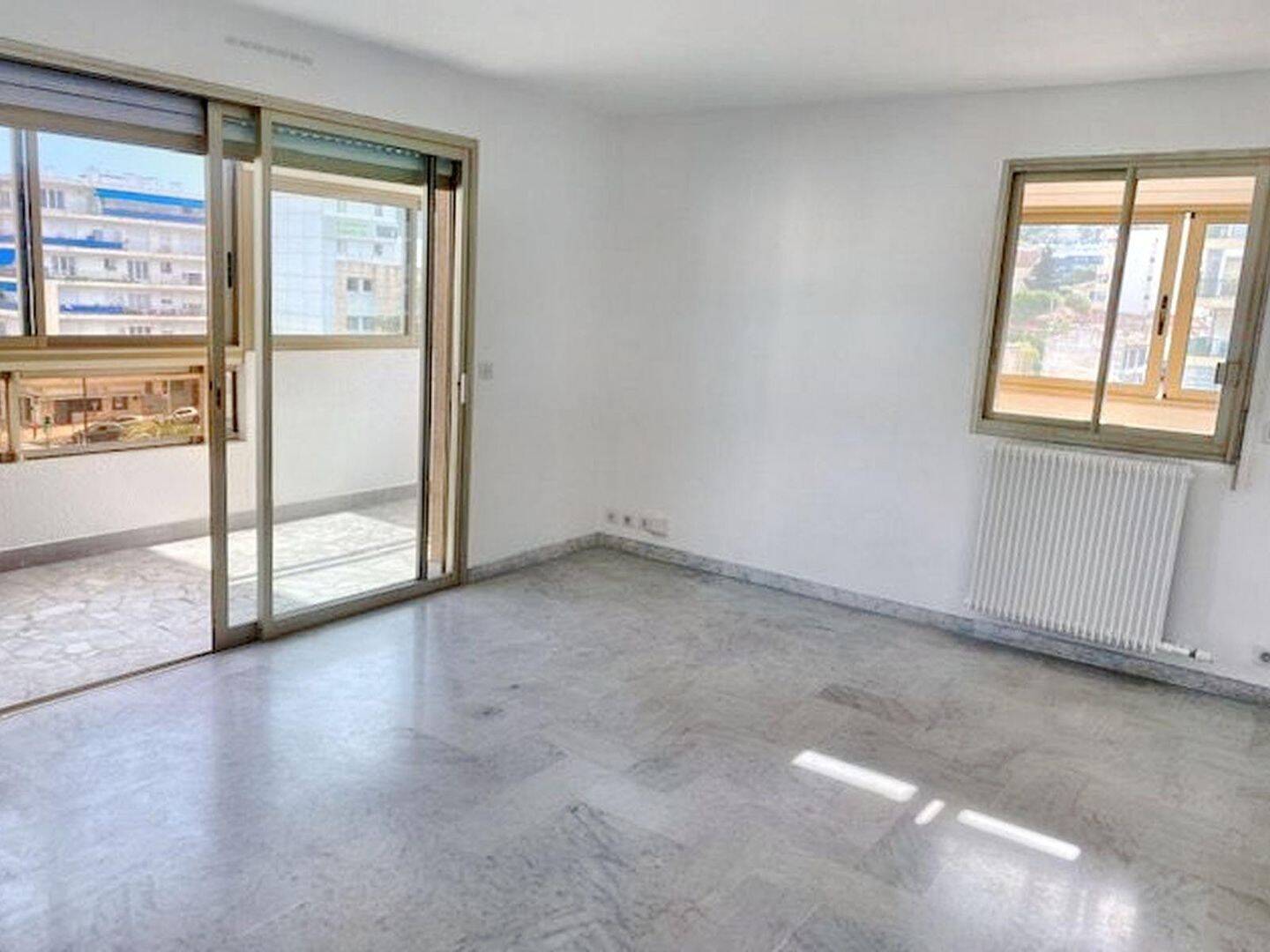 Appartement 2 pièces 40 m² · à Le Cannet · 40 m² · 900 €/mois