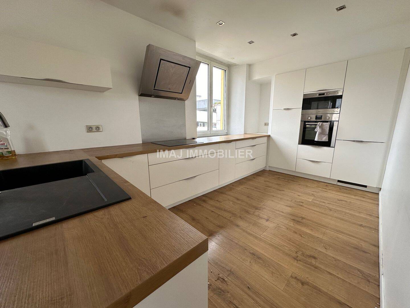 Appartement 5 pièces 142 m² · à Épinal · 142,4 m² · 1 100 €