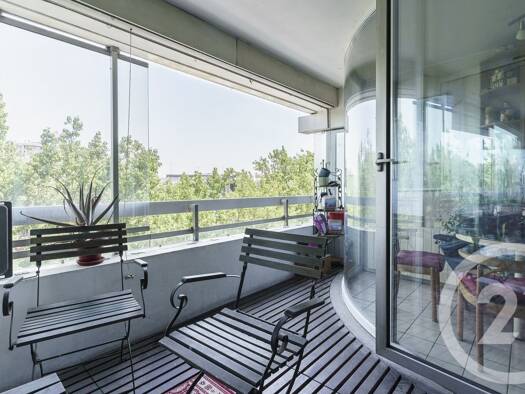 Appartement à vendre 899 900 € 3 pièces 2 chambres 94,4 m² Étage 7/10 Bassin de la Villette Paris 19ème arrondissement 75019
