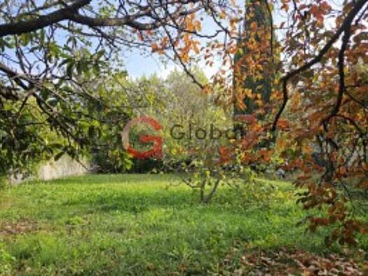 Terrain constructible à vendre 449 000 € 1 194 m² de terrain Saint-Rémy-de-Provence 13210