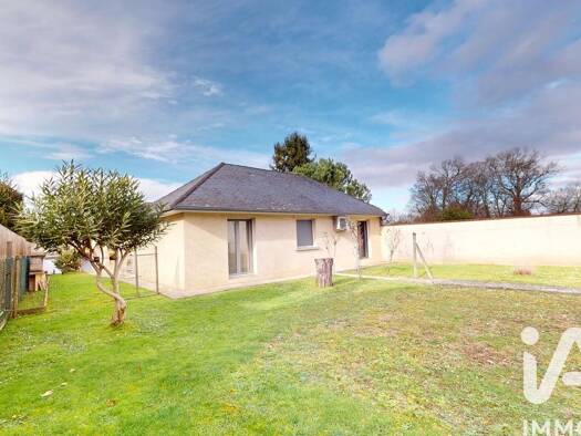 Maison de plain-pied à vendre 349 000 € 5 pièces 4 chambres 137 m² 720 m² de terrain Morlaàs 64160