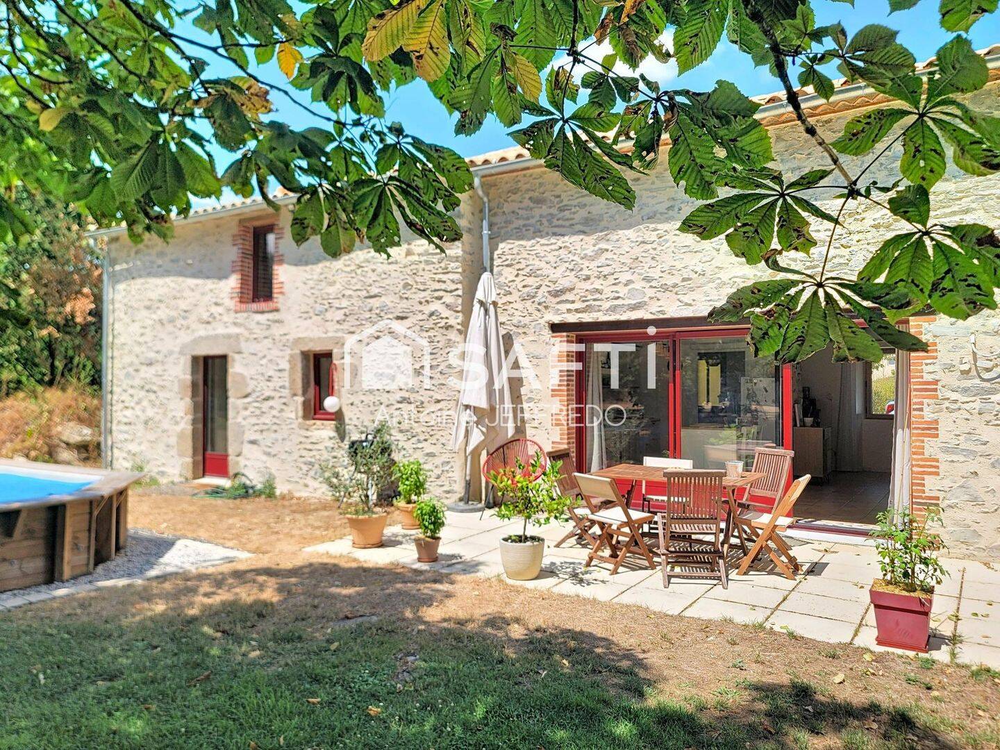 Maison 5 pièces 142 m² · à Les Brouzils · 142 m² · 349 000 €