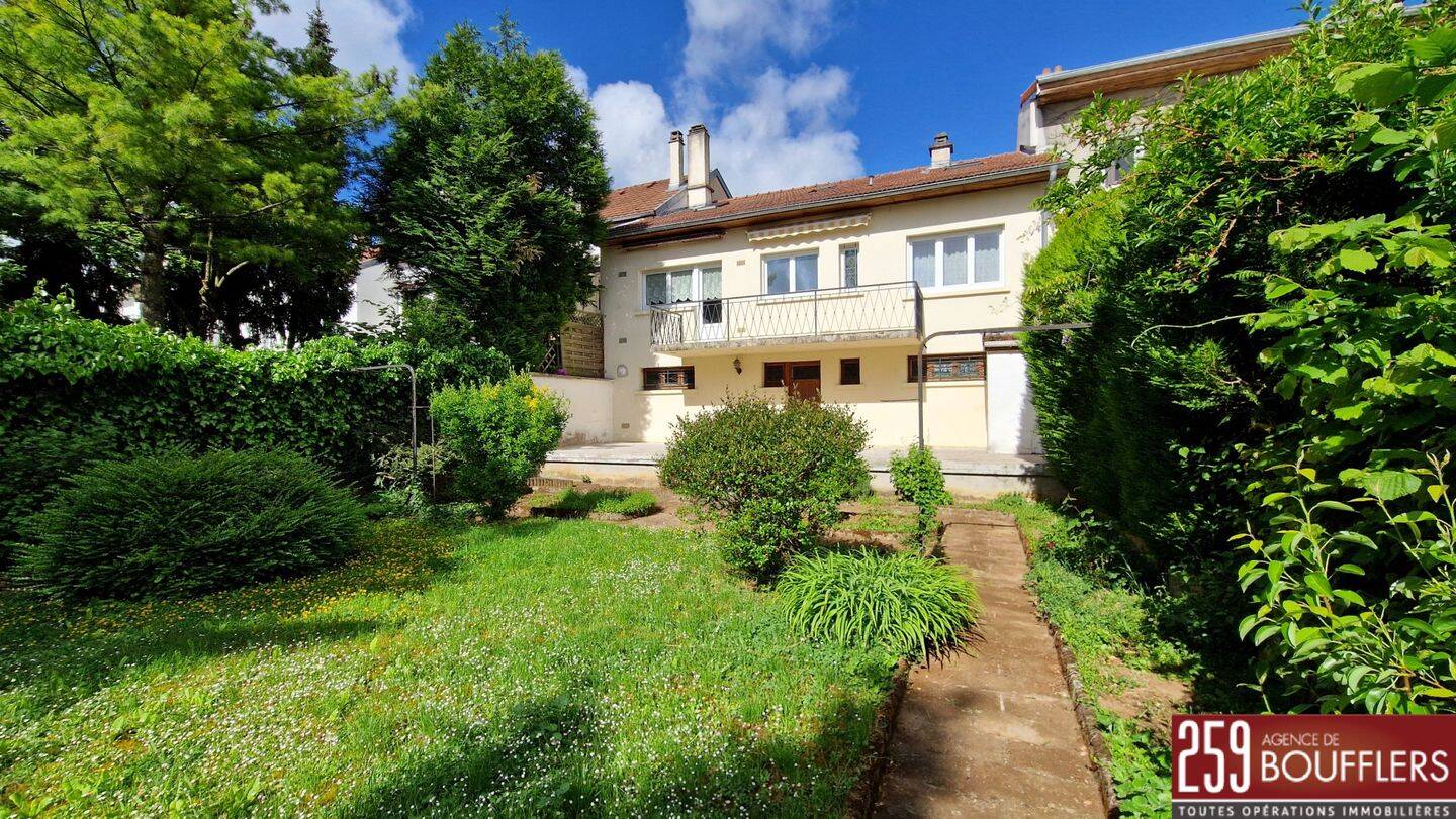 Maison 6 pièces 195 m² · à Nancy · 195 m² · 368 000 €