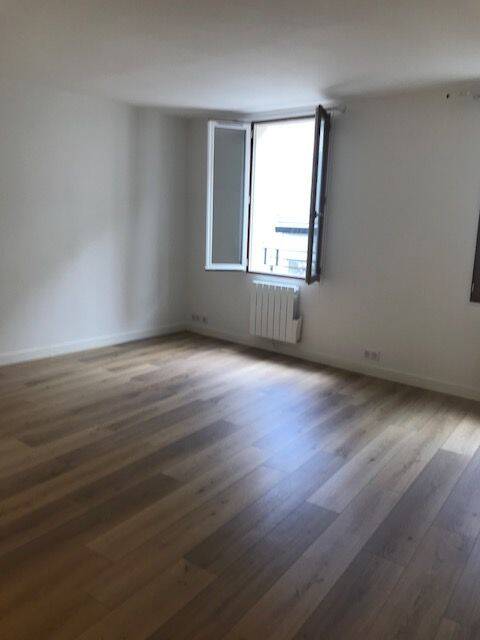 Appartement 1 pièce 33 m² · à Saint-Germain-en-Laye · 33,1 m² · 900 €