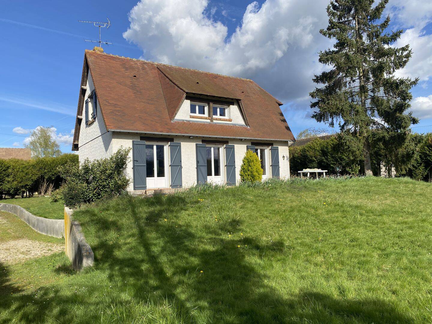 Maison 4 pièces 117 m² · à Le Val-David · 117,2 m² · 249 000 €
