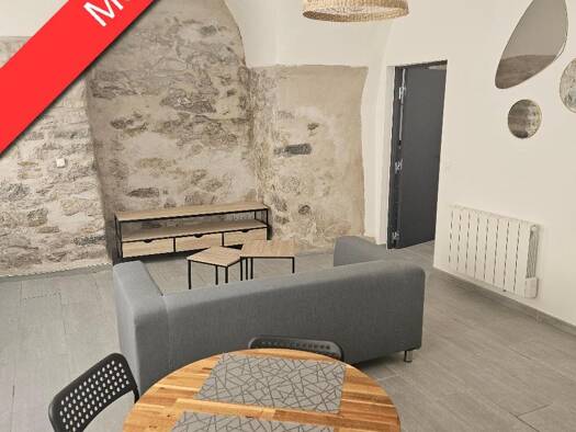 Appartement à louer 440 € 2 pièces 1 chambre 48 m² RDC Zone d'Activité Bédarieux 34600