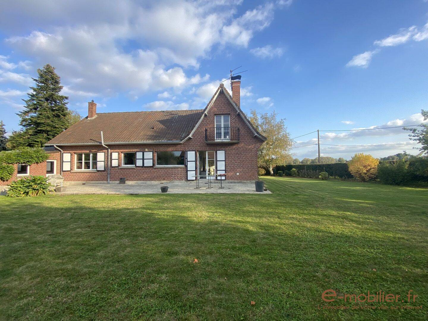 Maison 6 pièces 140 m² · à Genech · 140 m² · 548 000 €