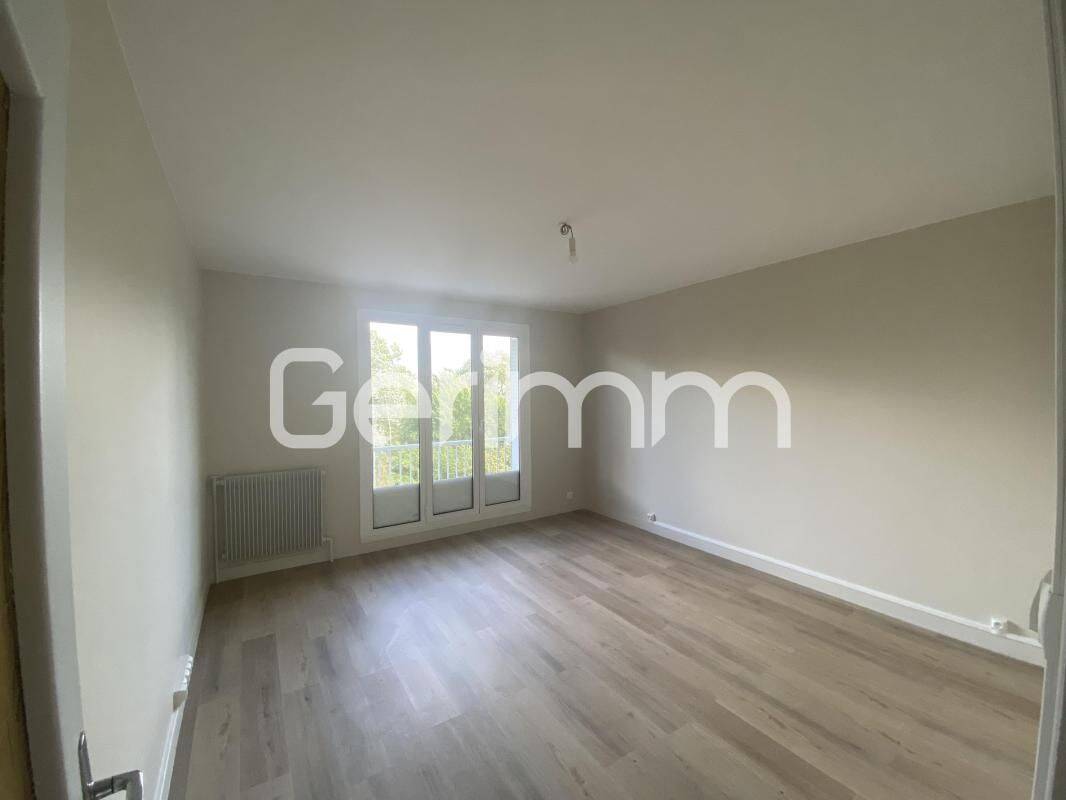 Appartement 4 pièces 68 m² · à Seyssinet-Pariset · 68 m² · 705 €/mois