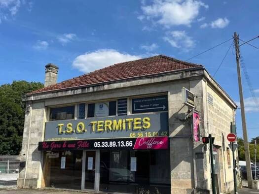 Local commercial à louer 1 790 € 72 m² de surface de vente Bourg Pessac 33600
