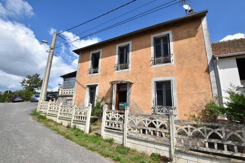Maison 4 pièces 96 m² · à Gilly-sur-Loire · 96 m² · 35 000 €