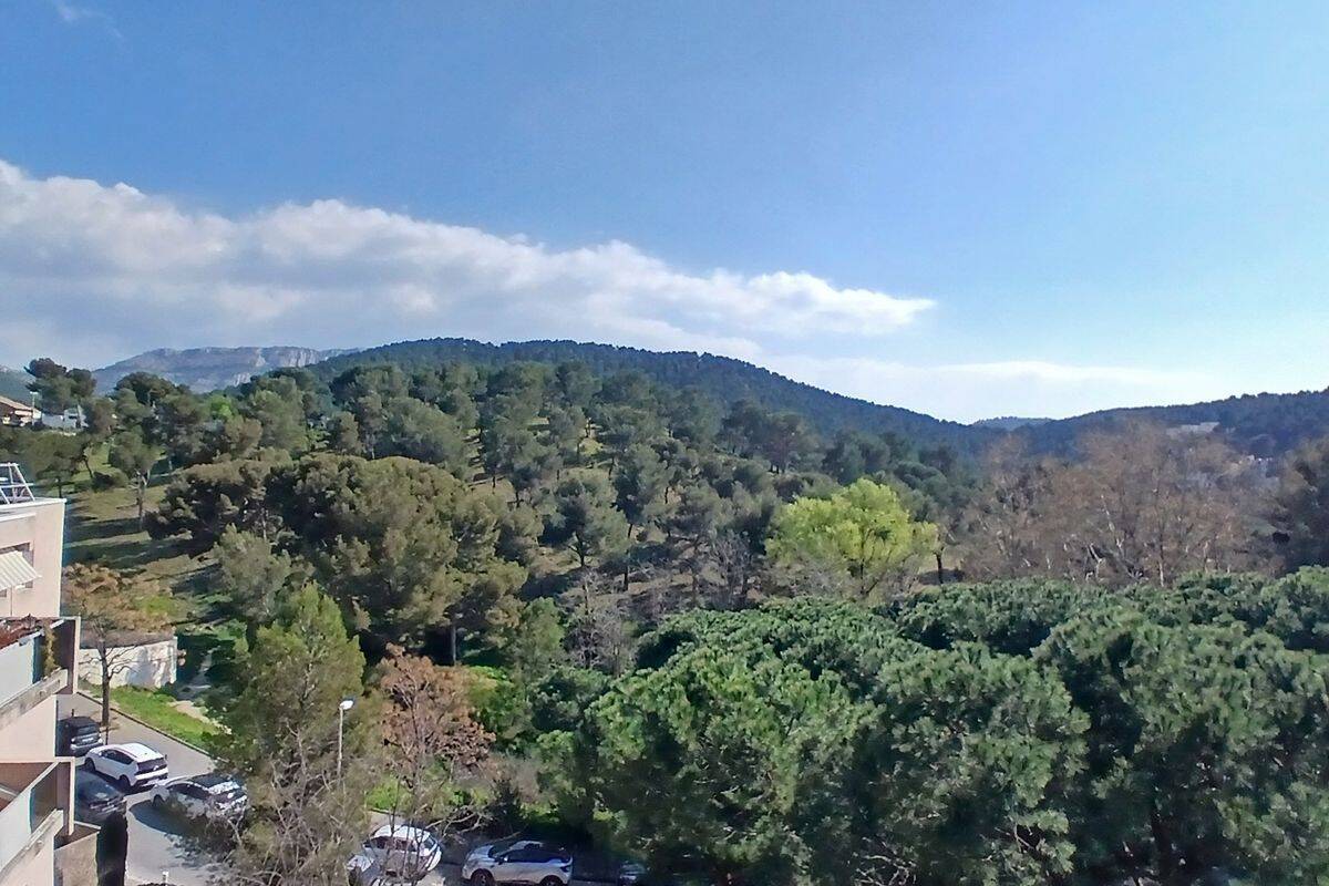 Appartement 4 pièces 83 m² · à Marseille 9ème Arrondissement · 83 m² · 233 800 €