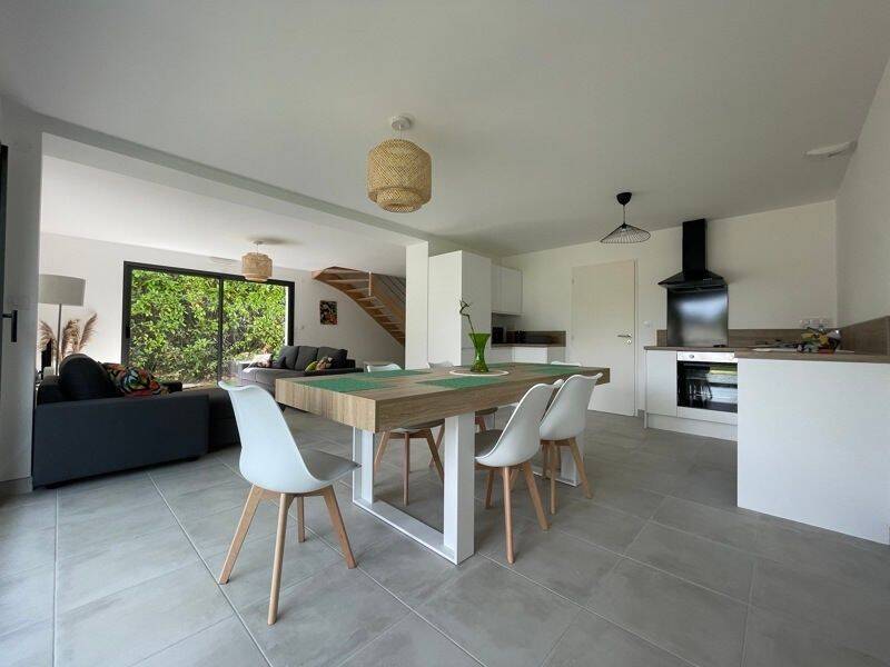 Maison 6 pièces 110 m² · à Nantes · 110,3 m² · 1 883 €