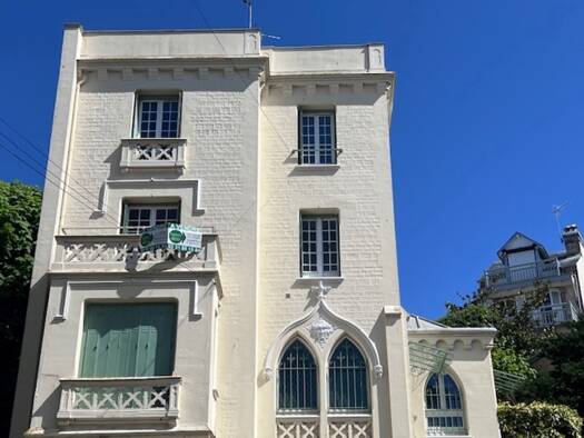 Appartement à vendre 318 000 € 2 pièces 1 chambre 43,3 m² Étage 1/3 Trouville-sur-Mer 14360