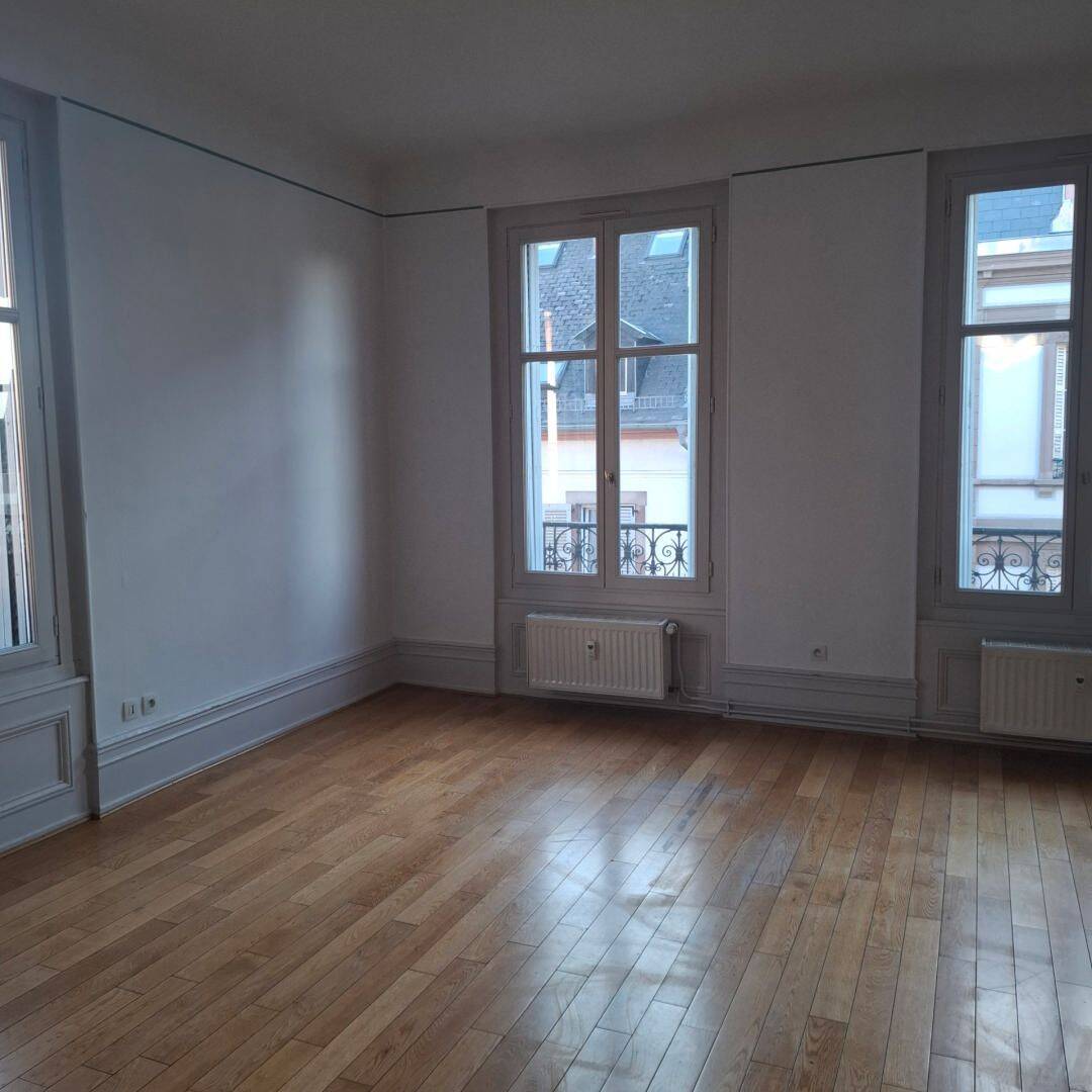 Appartement 7 pièces 207 m² · à Strasbourg · 207 m² · 2 272 €/mois