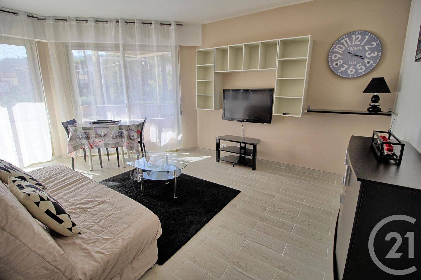 Appartement 2 pièces 39 m² · à Vallauris · 38,9 m² · 694 €