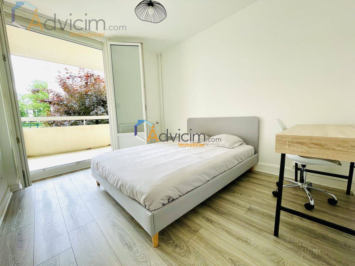5 pièces 73 m² · à Orléans · 72,7 m² · 453 €