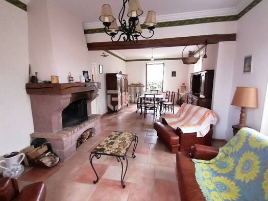 Maison à vendre 249 000 € 9 pièces 6 chambres 220 m² 633 m² de terrain Docelles 88460