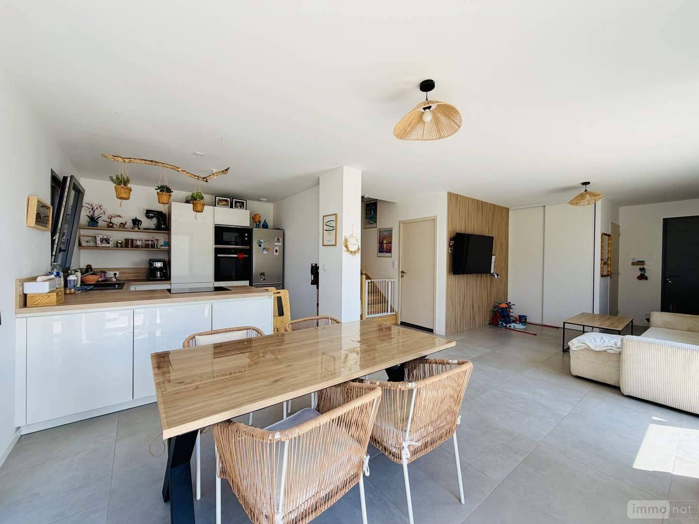 Maison 4 pièces 82 m² · à Saint-Coulomb · 82 m² · 405 210 €