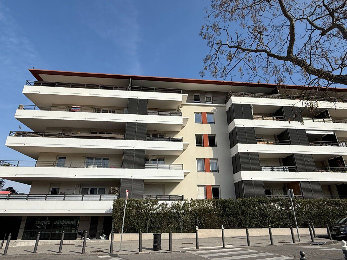 Appartement 3 pièces 67 m² · à Marseille 9ème Arrondissement · 66,8 m² · 245 000 €
