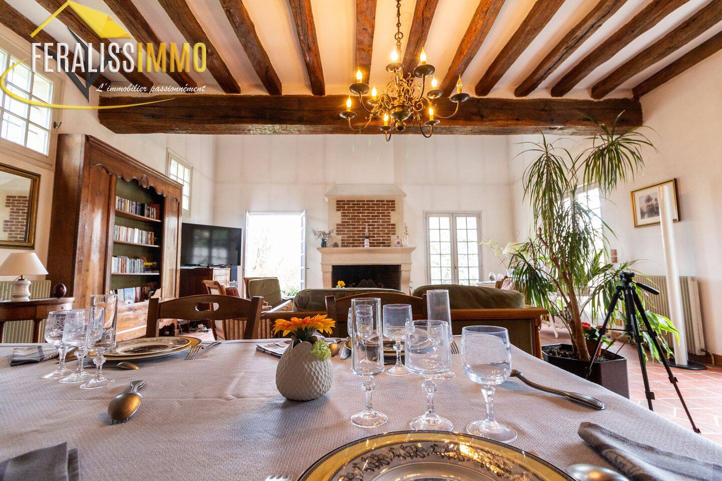 Maison 10 pièces 236 m² · à Vaux-sur-Seine · 236,4 m² · 696 000 €
