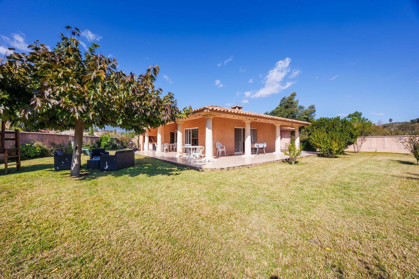 Maison 6 pièces 183 m² · à Porto-Vecchio · 182,8 m² · 1 099 000 €
