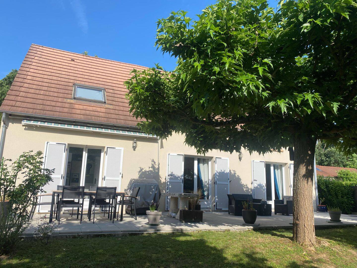 Maison 6 pièces 138 m² · à Livry-sur-Seine · 138 m² · 359 000 €
