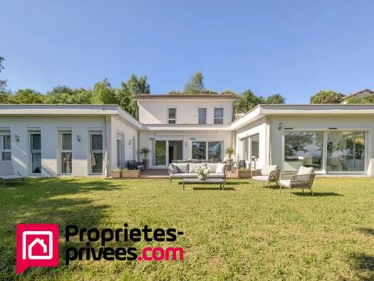 Maison à vendre 415 000 € 6 pièces 4 chambres 196 m² 1 500 m² de terrain Parigny 42120