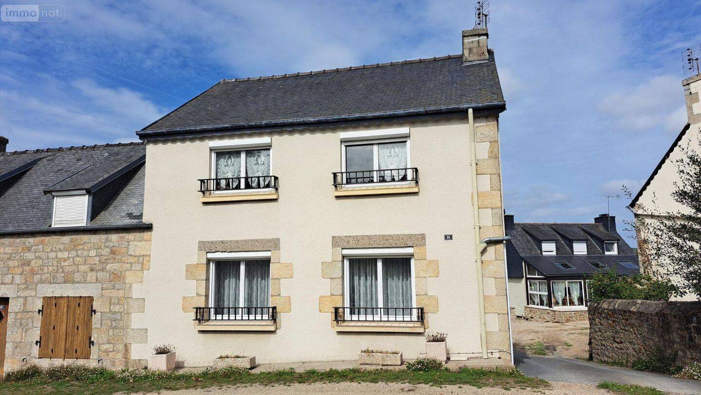 Maison 4 pièces 92 m² · à Guerlesquin · 92,3 m² · 138 000 €
