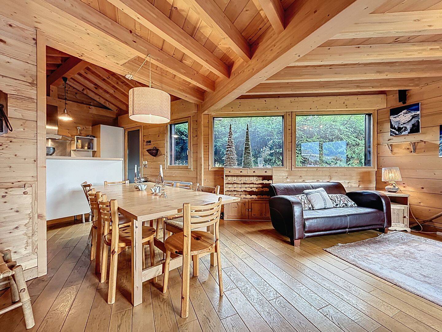 Maison 7 pièces 136 m² · à Les Gets · 136 m² · 940 000 €