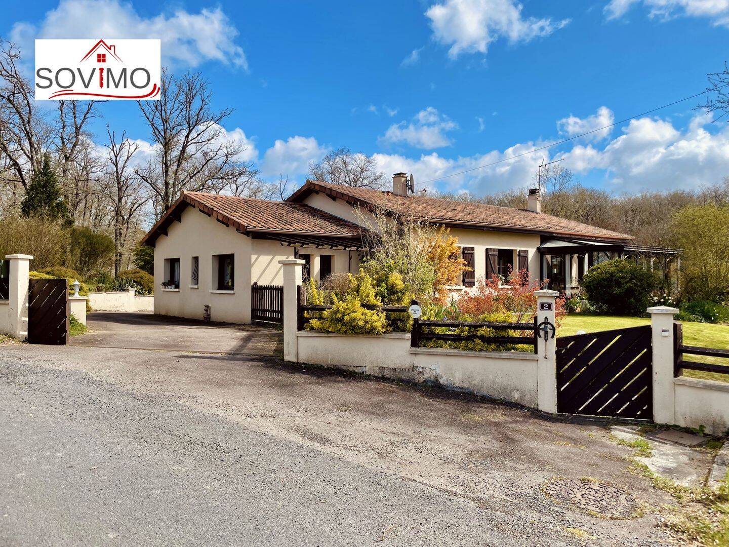 Maison 6 pièces 145 m² · à Brillac · 145 m² · 270 000 €