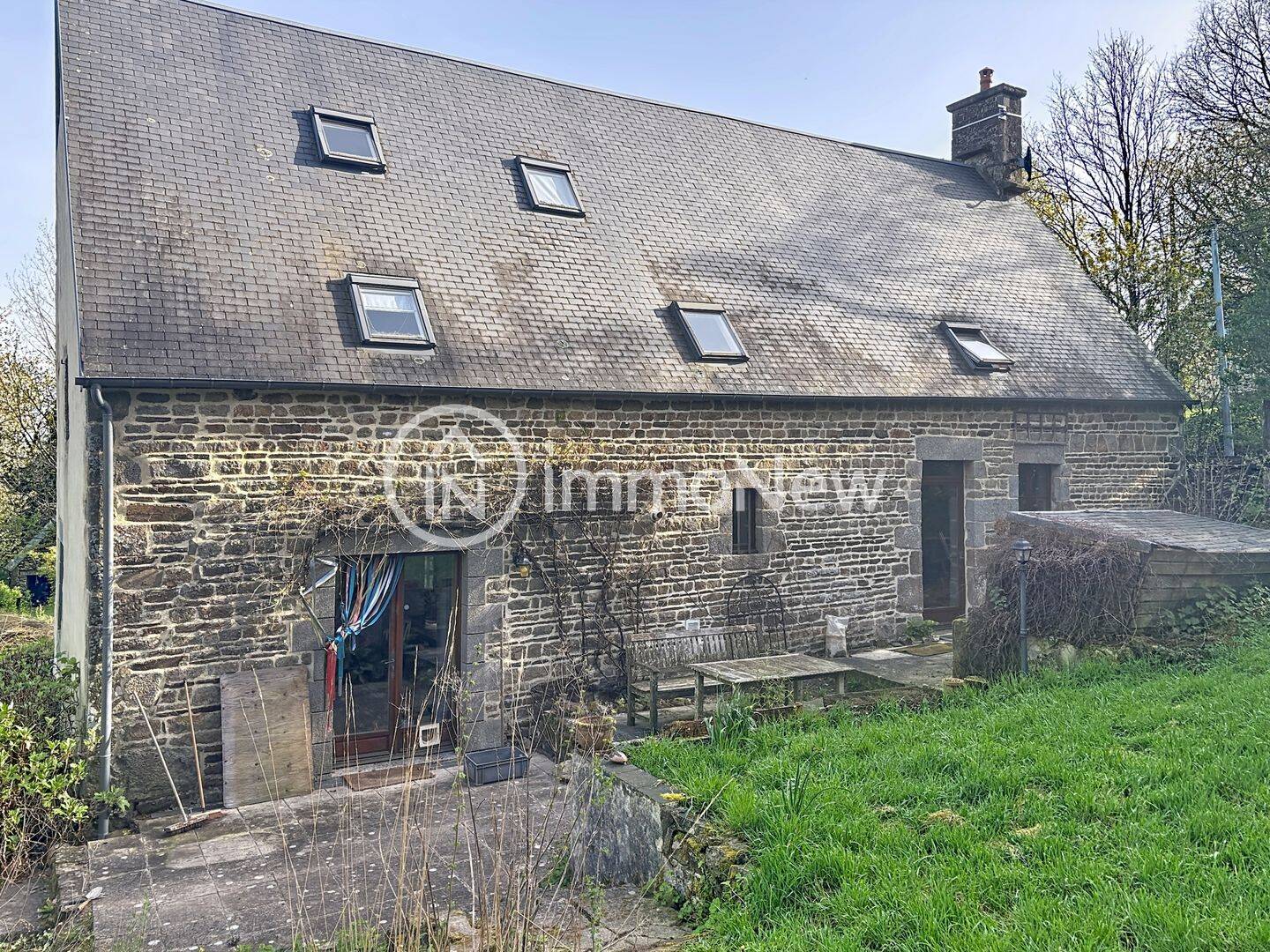 Maison 7 pièces 190 m² · à Sourdeval · 190 m² · 241 000 €