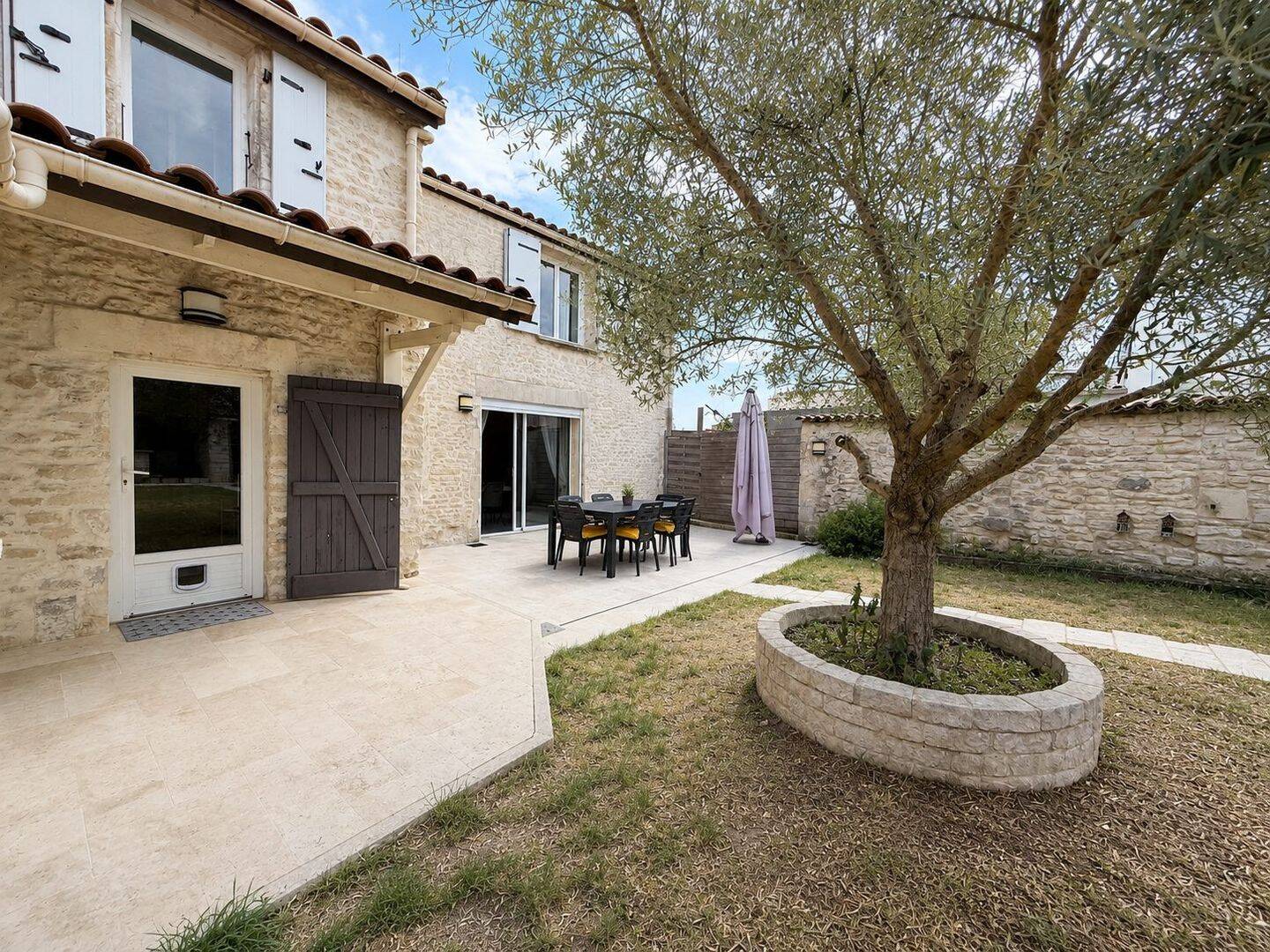 Maison 4 pièces 95 m² · à Salles-sur-Mer · 95 m² · 298 480 €