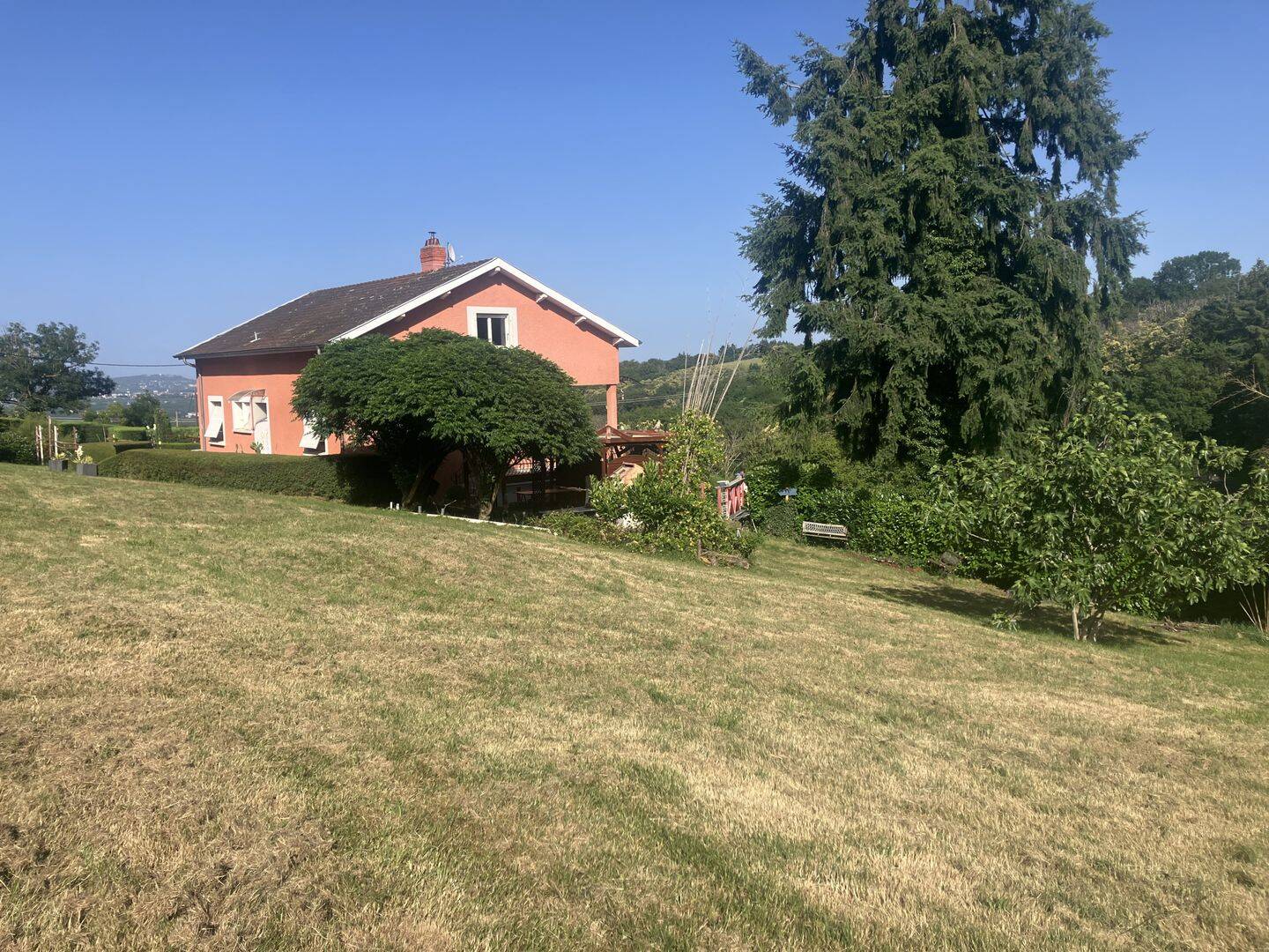 Maison 6 pièces 200 m² · à Pollionnay · 200 m² · 495 000 €