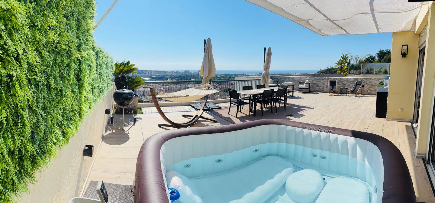 Appartement 3 pièces 97 m² · à Saint-Laurent-du-Var · 97 m² · 599 000 €