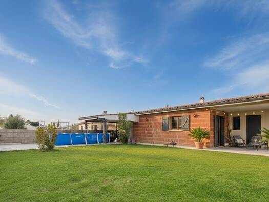 Maison à vendre 234 000 € 4 pièces 3 chambres 100 m² 300 m² de terrain Finhan 82700