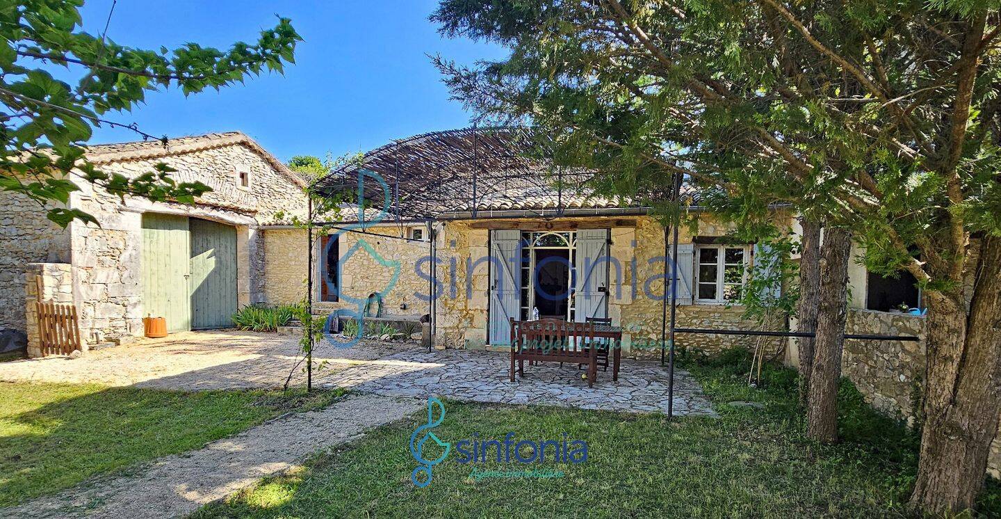 Maison 7 pièces 110 m² · à Lussan · 110 m² · 550 000 €