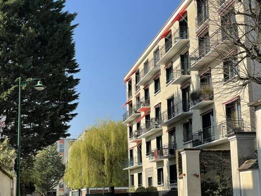 Appartement à vendre 350 000 € 3 pièces 2 chambres 70,1 m² Étage 4/4 Fontainebleau 77300