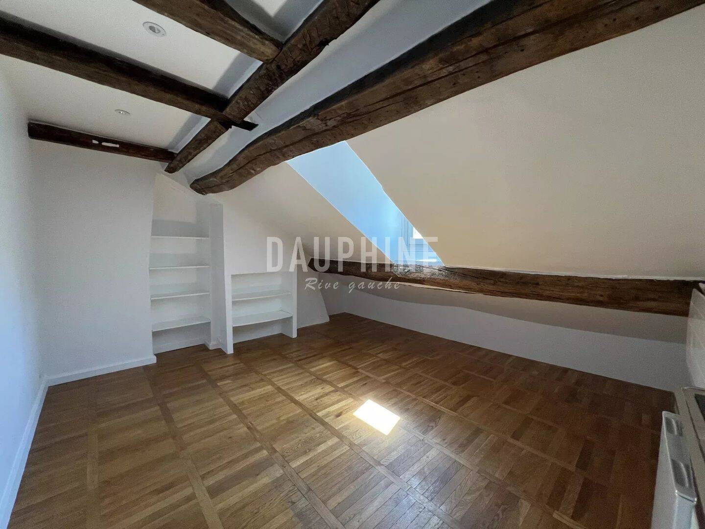 Appartement 1 pièce 14 m² · à Paris 6ème Arrondissement · 13,9 m² · 680 €/mois