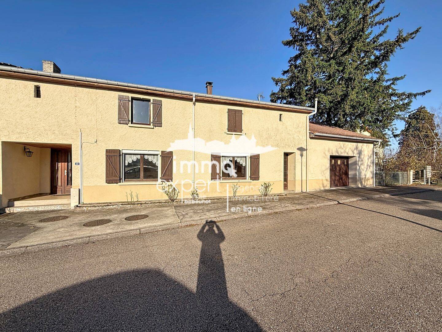 Maison 6 pièces 187 m² · à Thiraucourt · 186,5 m² · 75 000 €