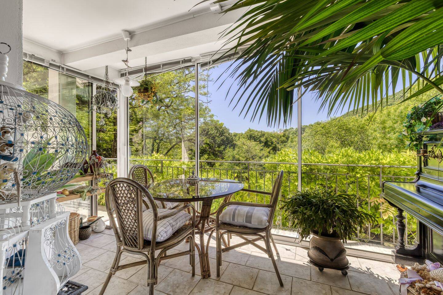 Maison 6 pièces 250 m² · à Chambéry · 250 m² · 845 000 €