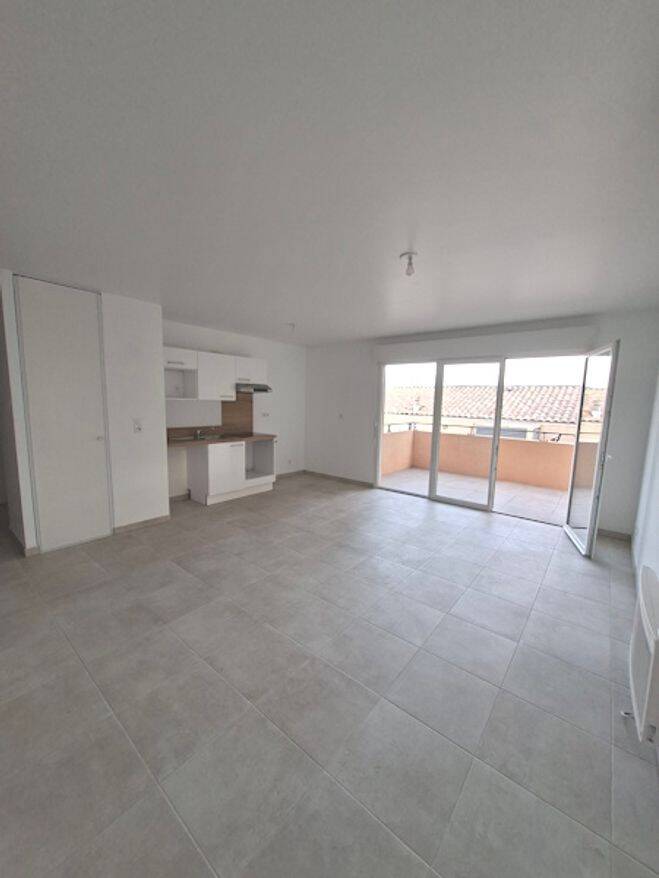 Appartement 3 pièces 59 m² · à Cogolin · 58,6 m² · 879 €
