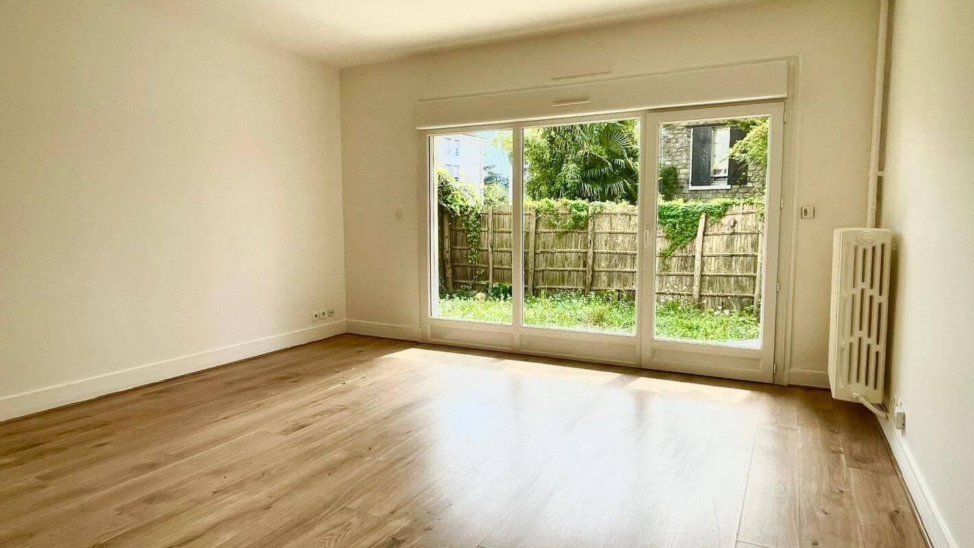 Appartement 1 pièce 41 m² · à Saint-Germain-en-Laye · 41 m² · 905 €/mois