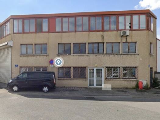 Local commercial à vendre 180 000 € 144 m² de surface de vente Centre-Max Barel-Centre Nord Vénissieux 69200