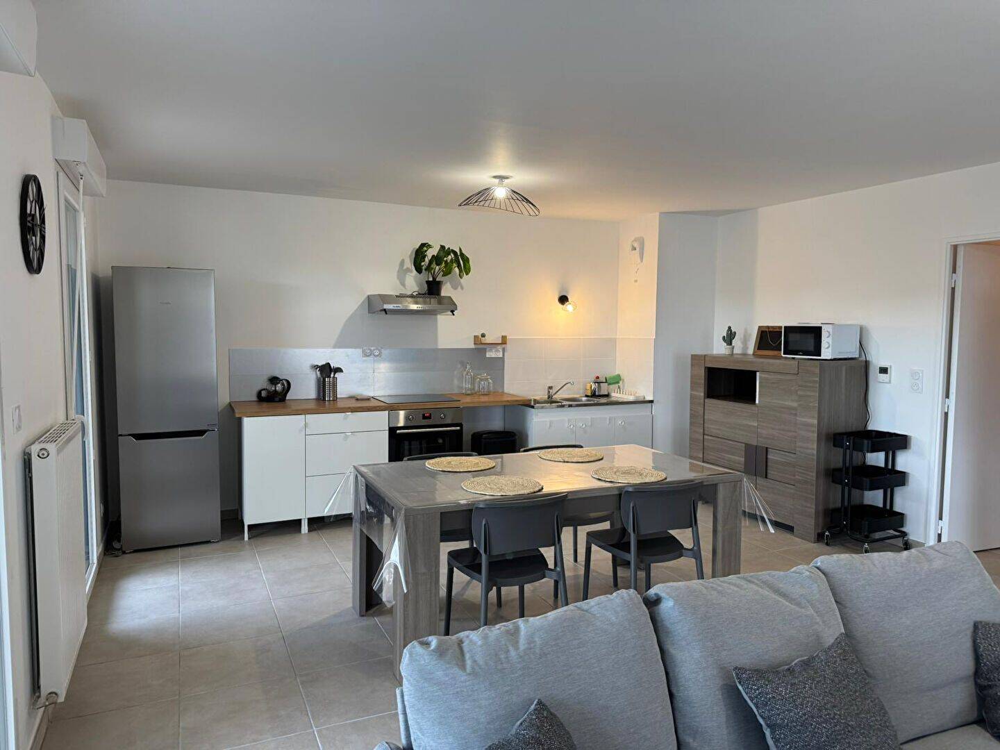 Appartement 3 pièces 73 m² · à Saint-Étienne · 72,6 m² · 850 €