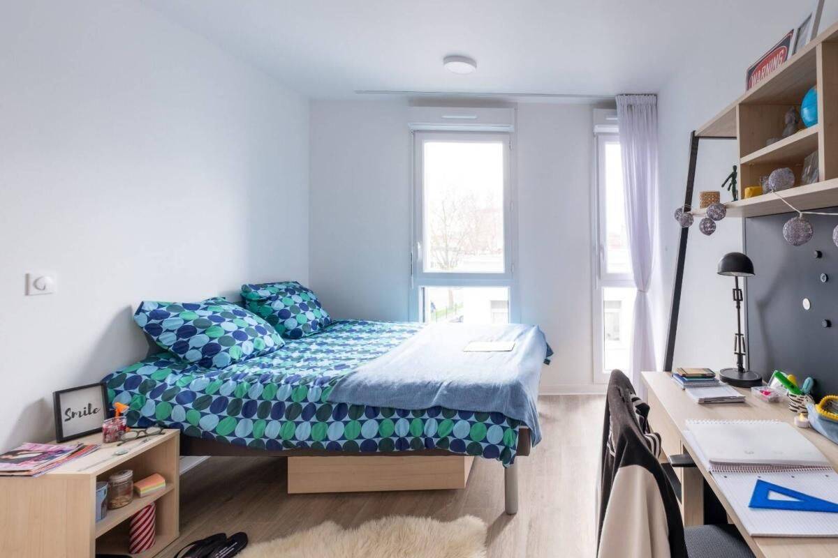Appartement 1 pièce 17 m² · à Bagneux · 17 m² · 990 €/mois