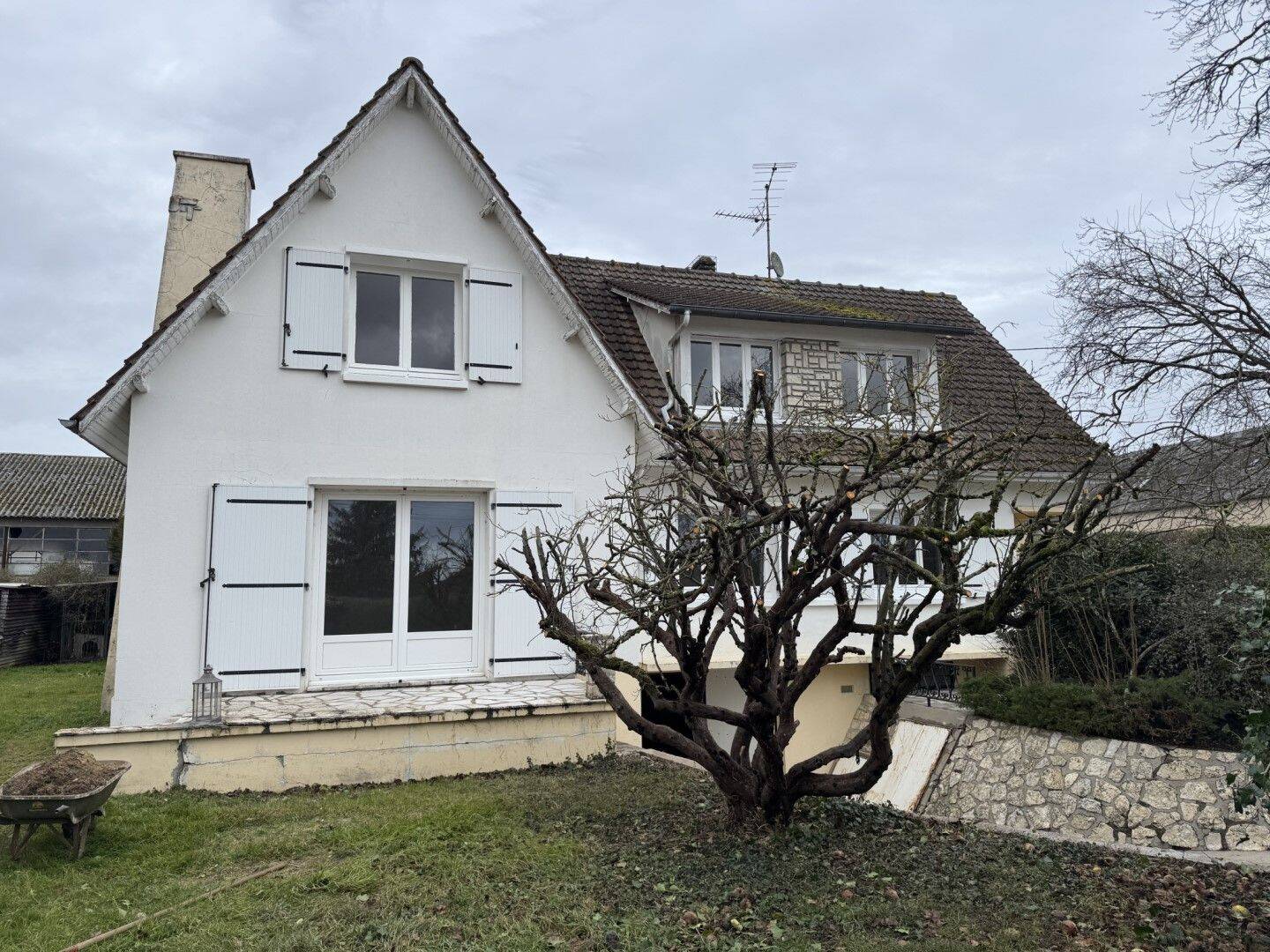 Maison 9 pièces 240 m² · à Les Villages Vovéens · 240 m² · 297 000 €