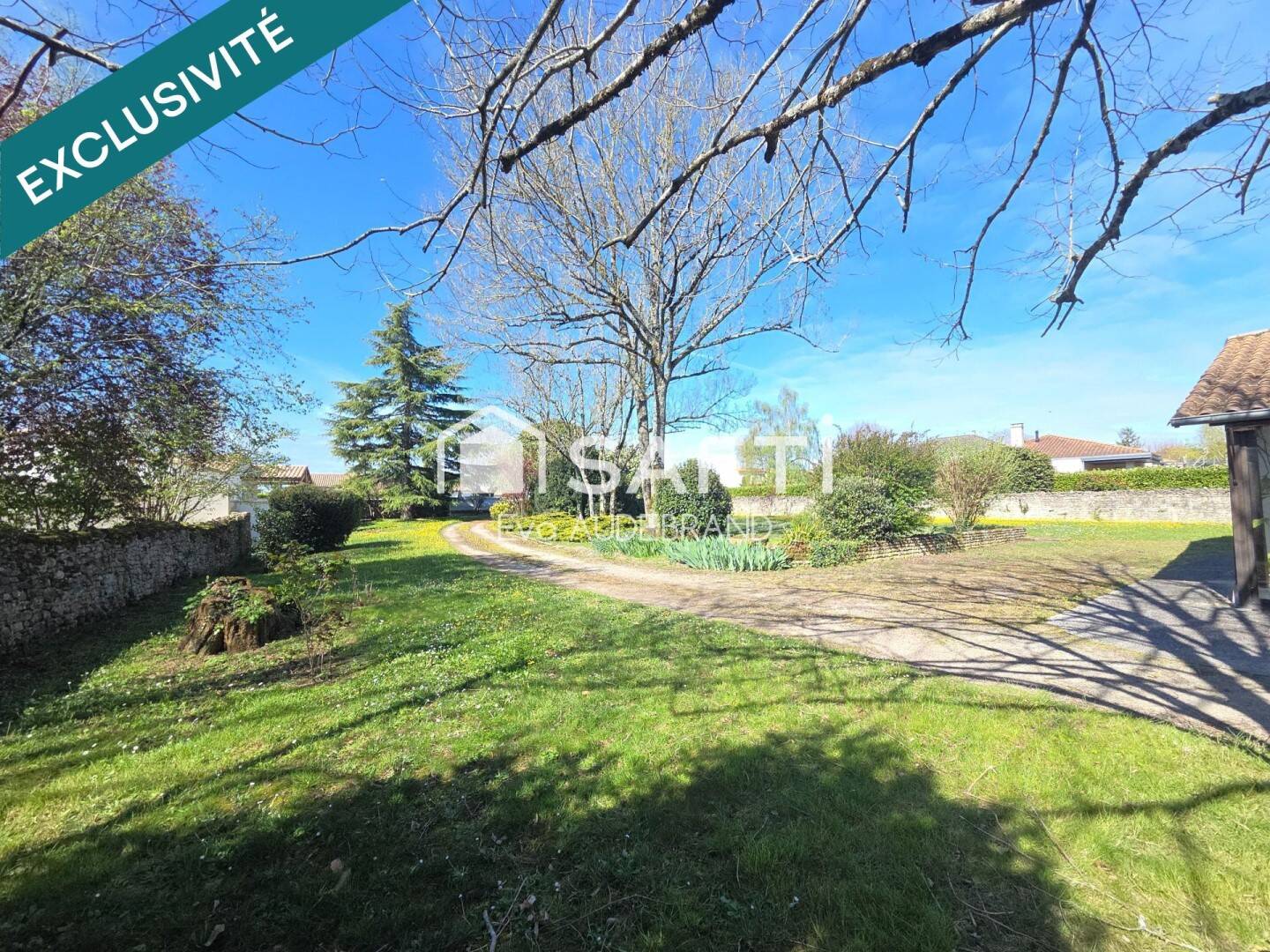 Maison 7 pièces 220 m² · à Niort · 220 m² · 395 000 €