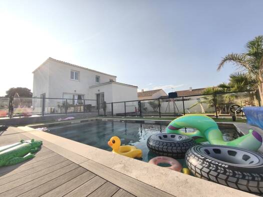 Villa à vendre 417 000 € 5 pièces 4 chambres 148 m² 555 m² de terrain Saint-Pargoire 34230