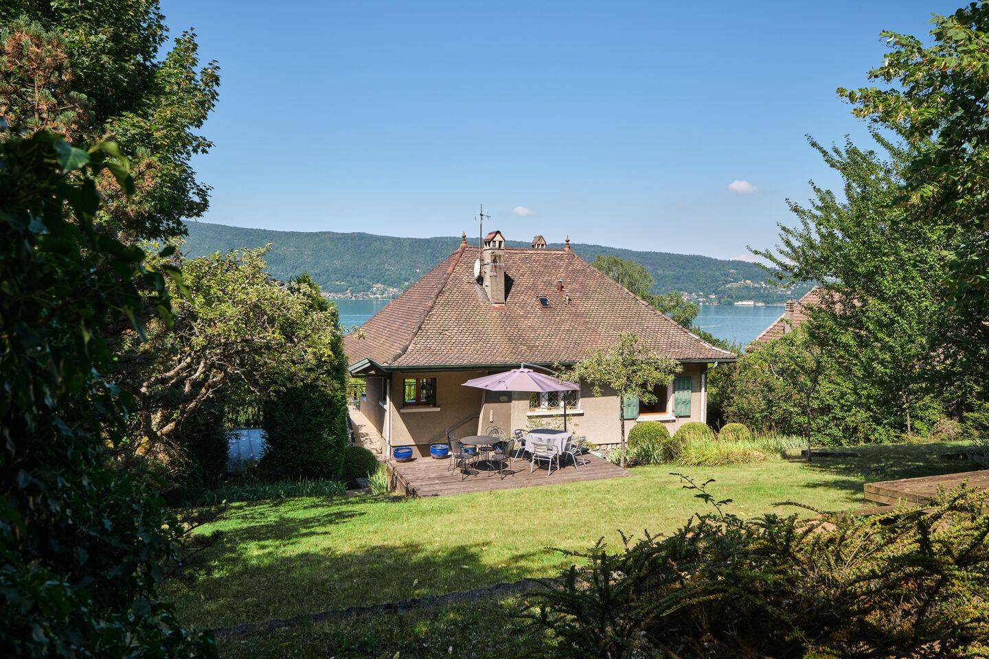 Maison 6 pièces 130 m² · à Veyrier-du-Lac · 130 m² · 1 490 000 €